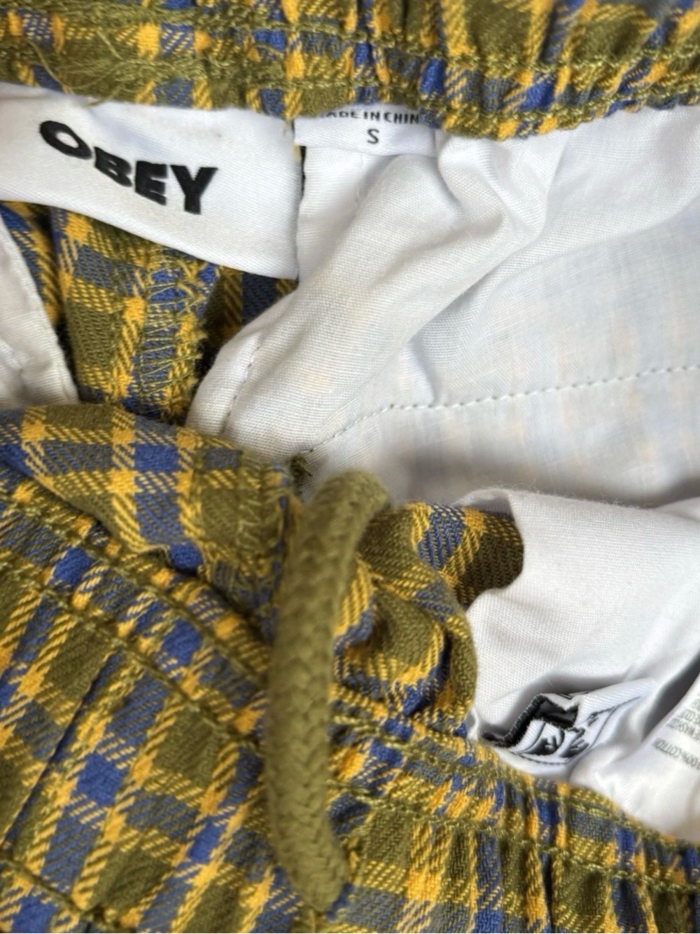 Obey Relaxed Shorts Men's Size Small Yellow Blue Checkered NWT - Picture 8 of 14